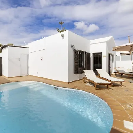 Villa 4 - Vipvipvillas Tias Exterior photo